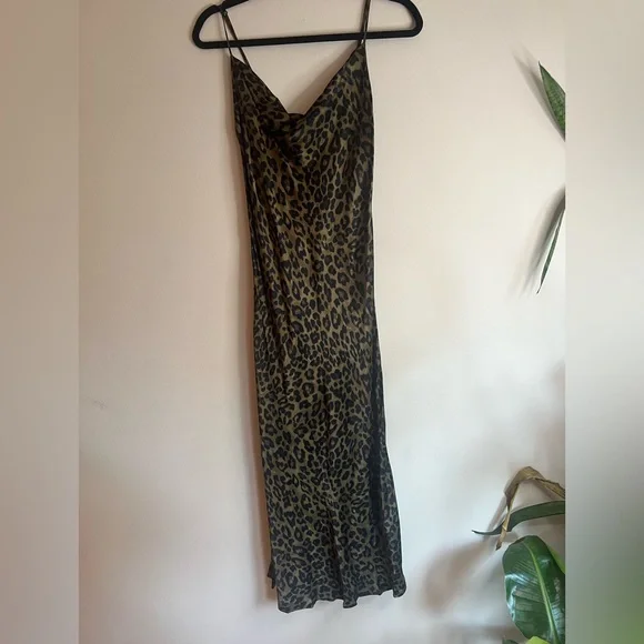 Zara woman’s Animal print Flowing Camisole Midi slip on dress - Picture 9 of 16